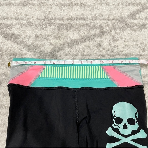 Lululemon SoulCycle Skull Run Inspire II Crop - Picture 11 of 13